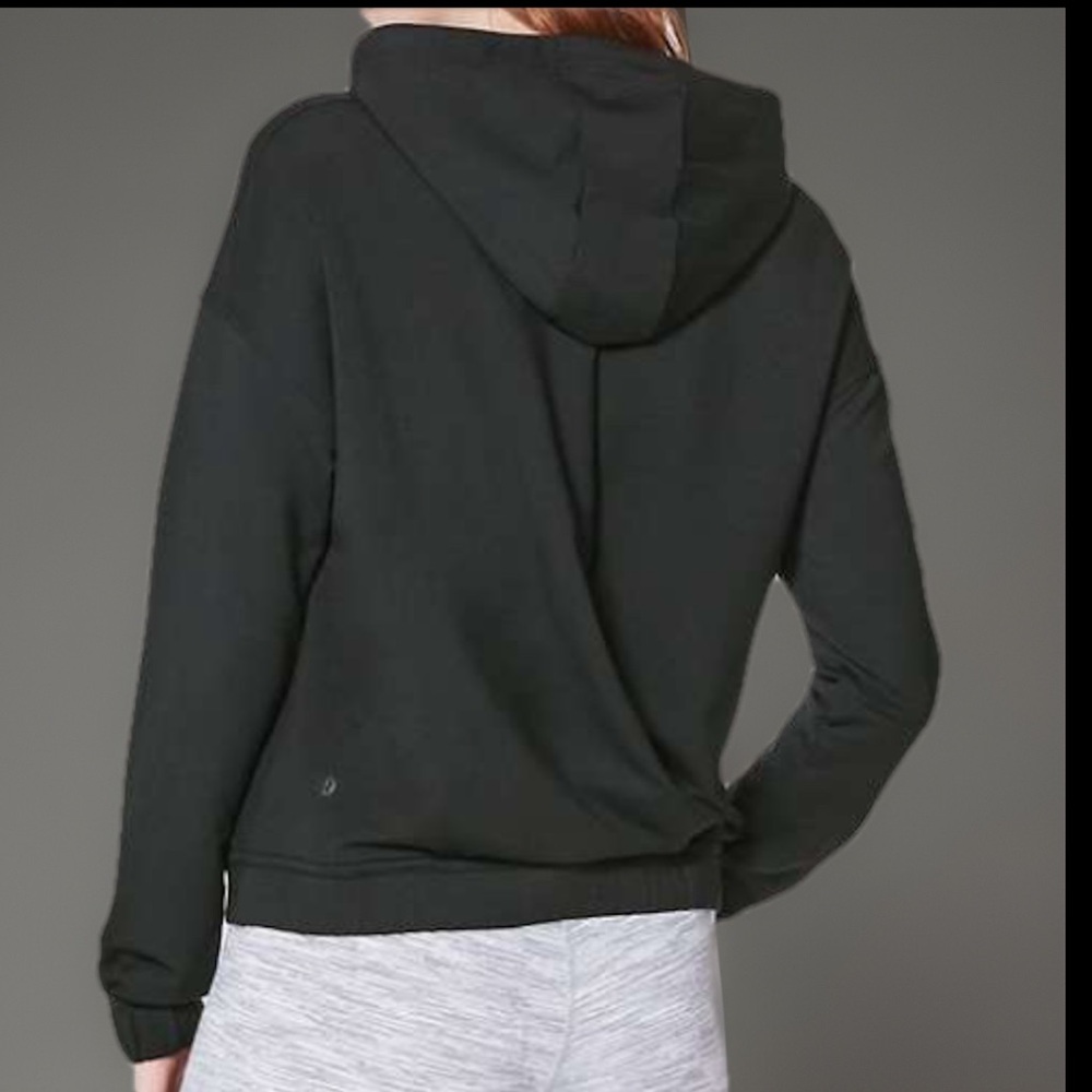 Lululermon Athletica Twisted & Tucked W/Zip Pocket Back Opens Up Hooded Pullover
